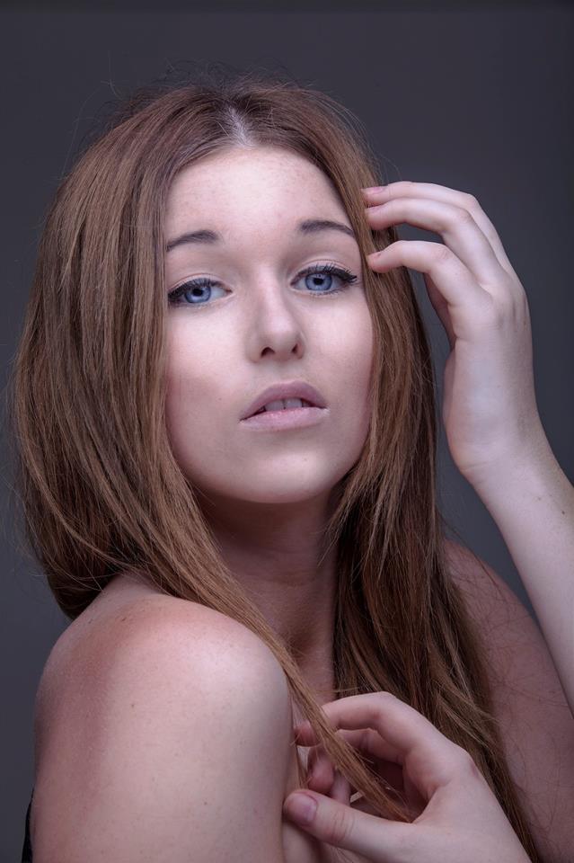Female model photo shoot of Katie Hunter in Brisbane, Australia