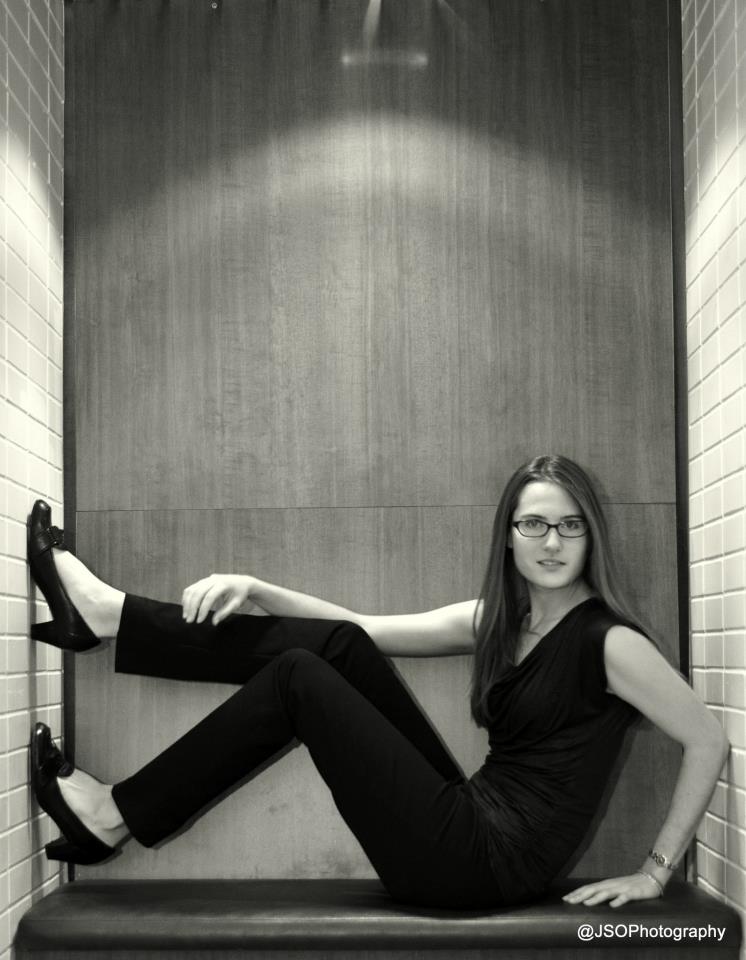 Female model photo shoot of Iqe