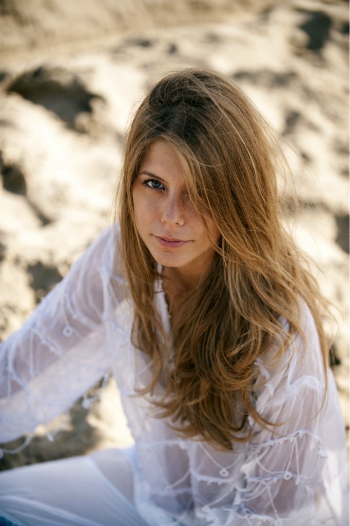 Female model photo shoot of Maddalena df
