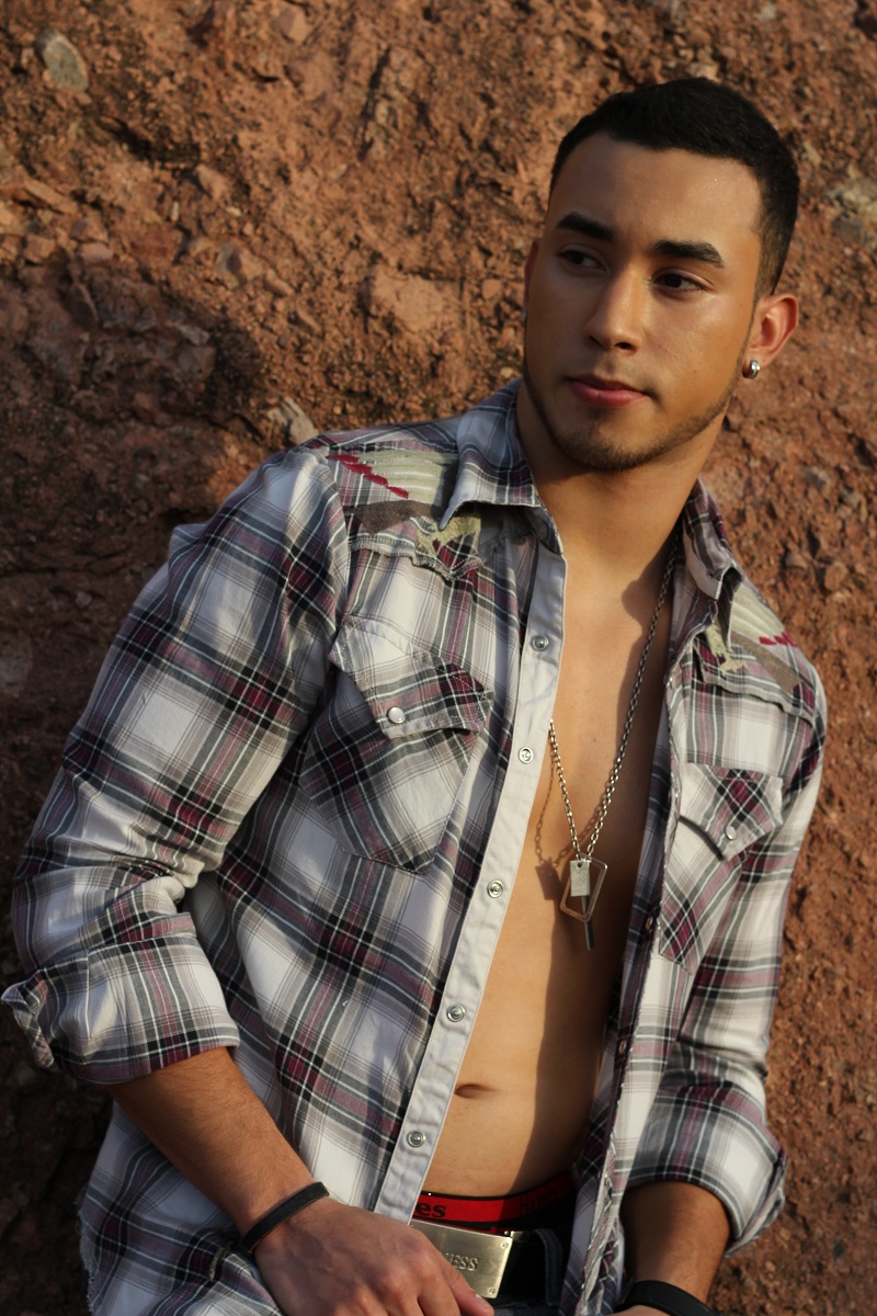 Male model photo shoot of Pedro Alberto