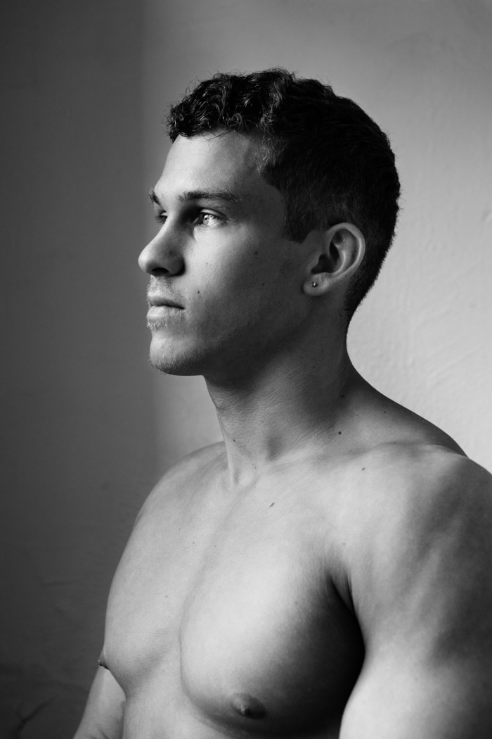 Male model photo shoot of Ian Clang