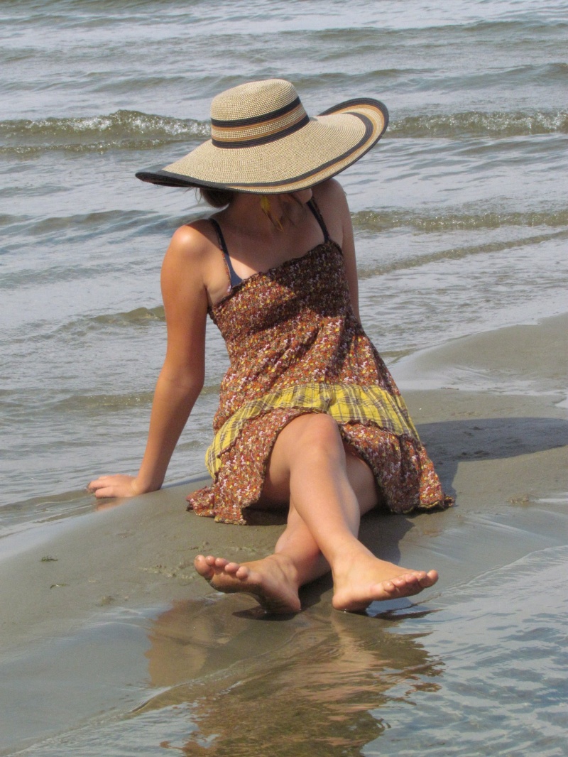 Female model photo shoot of Mina Eve in Lakeside Avenue Beach (VT)