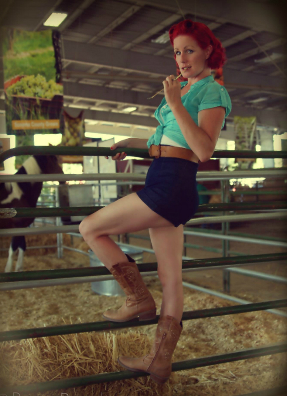 Female model photo shoot of Racy-Rae Serenity in Sonoma County Fairgrounds