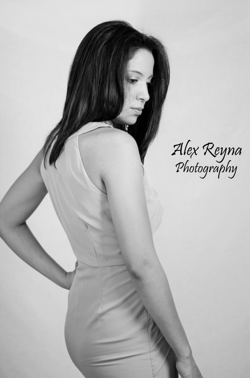 Male model photo shoot of Alex Reyna Photography 