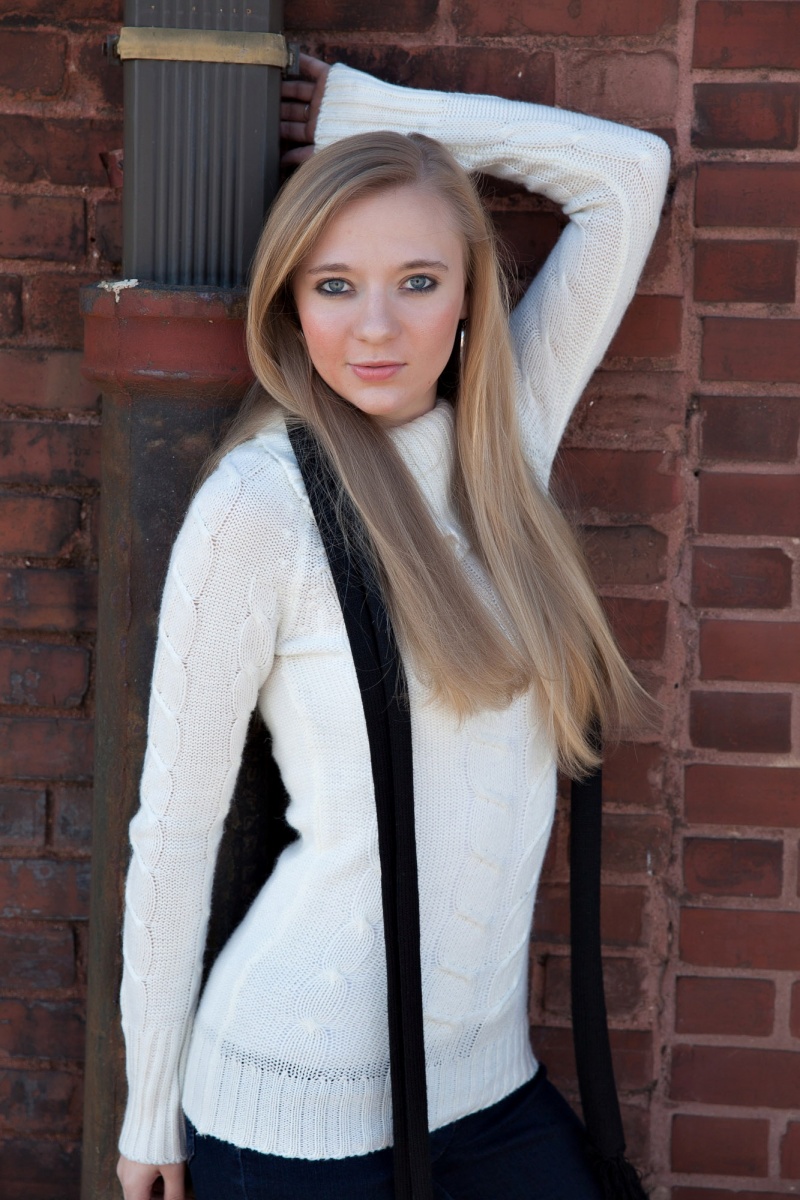 Female model photo shoot of Samantha ReNee Jane in Alexander City, Alabama