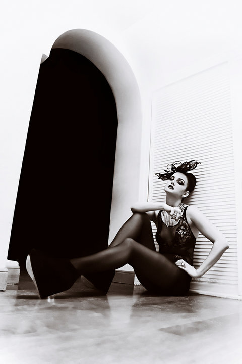 Female model photo shoot of Mishelle Borginova
