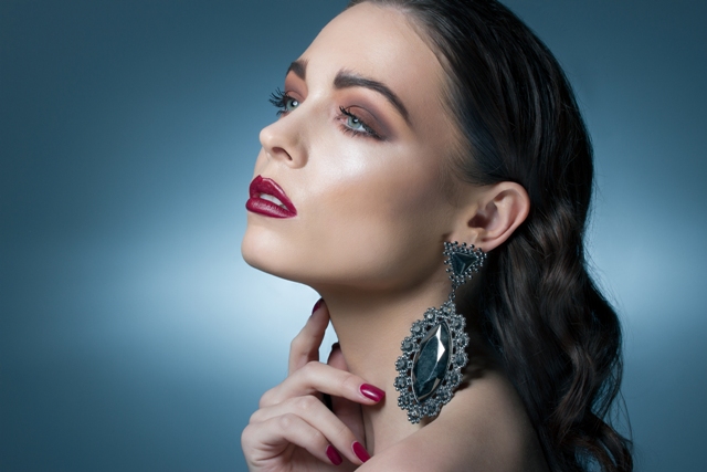 Female model photo shoot of Suzy Clarke Make-up