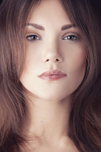 Female model photo shoot of Danielle Aveyard