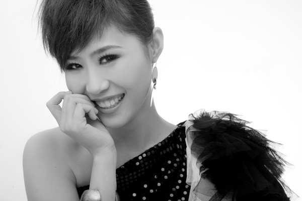 Female model photo shoot of Jessie Liang in China