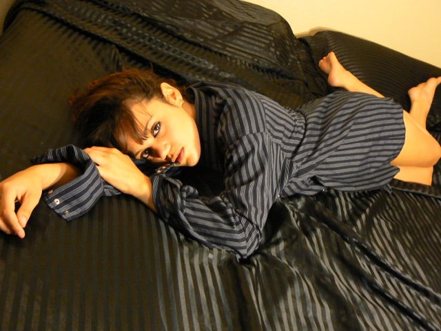 Female model photo shoot of Desi May