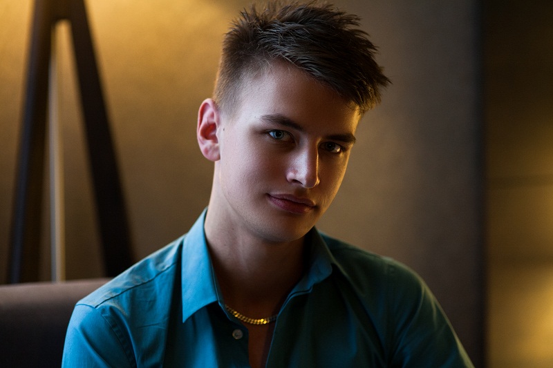 Male model photo shoot of Daniel Isgren in Radisson Blu Hotel, Glasgow