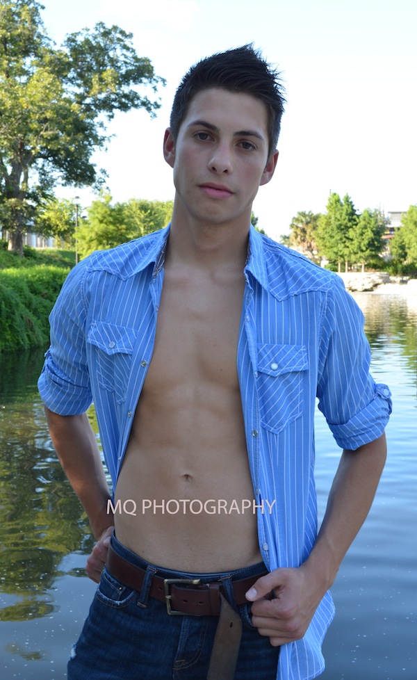 Male model photo shoot of Joshua Vera