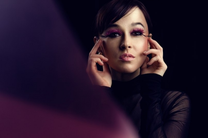 Female model photo shoot of Ann Pryanikova