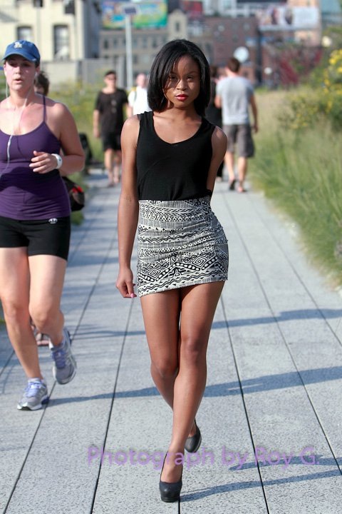 Female model photo shoot of Exquisite Beauty in HighLine Park NYC