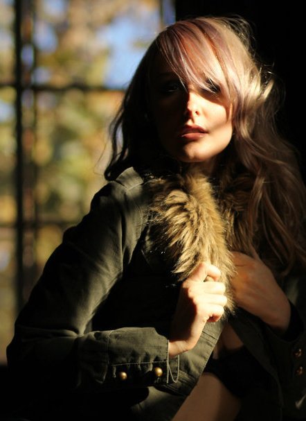 Female model photo shoot of Bonnie Pierce