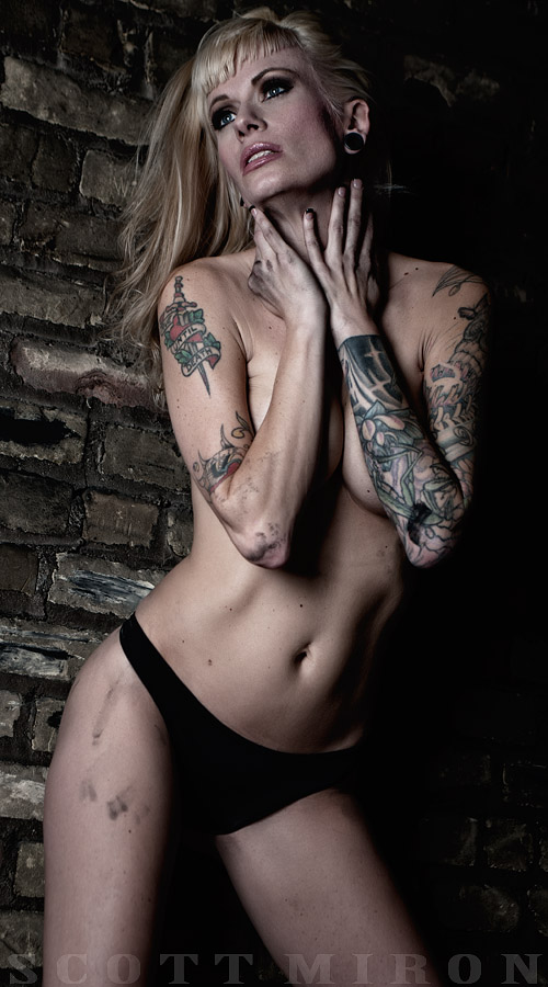 Female model photo shoot of Taryn Y by Scott Miron