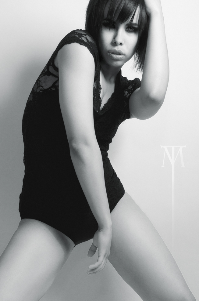 Female model photo shoot of Britney Murphy by TageMichaelPhotography