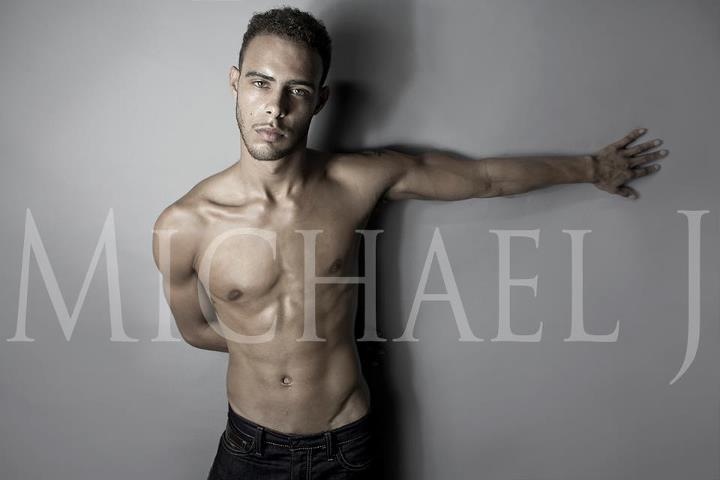 Male model photo shoot of Anthony Paige 