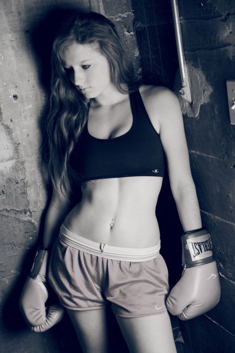 Female model photo shoot of teenamarrie by xng123