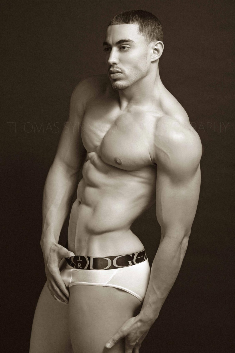 Male model photo shoot of Hayden Monteleone