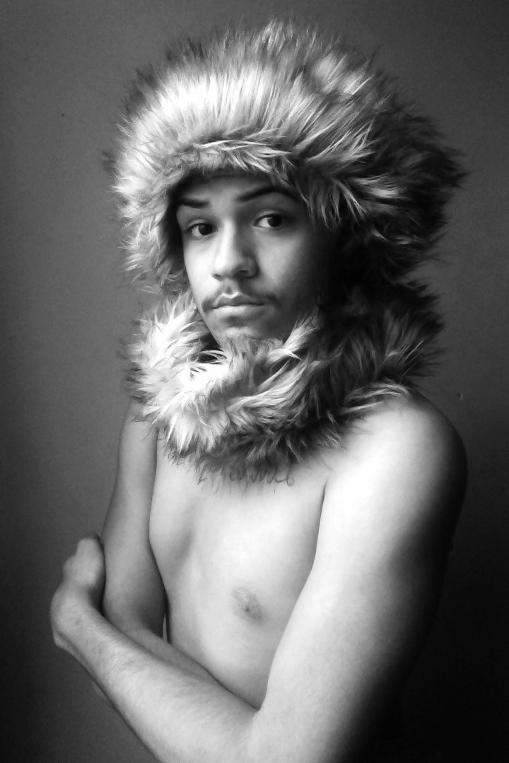 Male model photo shoot of Brandon Bermudez