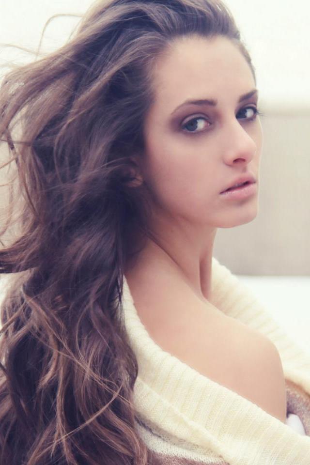 Female model photo shoot of Chelsea Durkalec