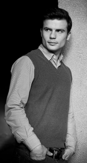 Male model photo shoot of Sergey nyc by Vaughn Stewart