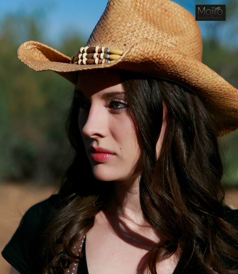 Female model photo shoot of Julia MB by Mojito Photography in Sahuarita, Arizona