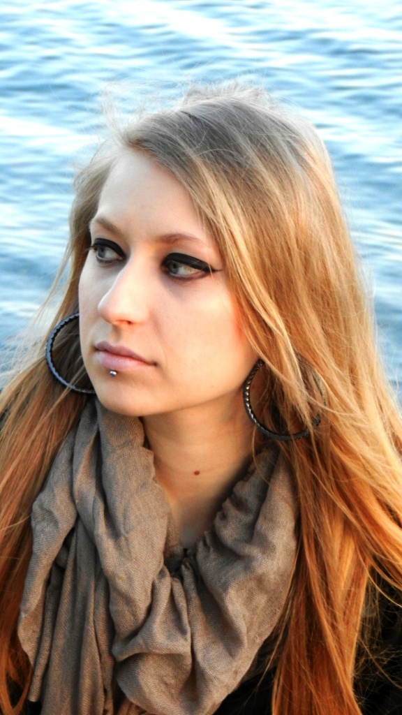 Female model photo shoot of Helga Heartnett