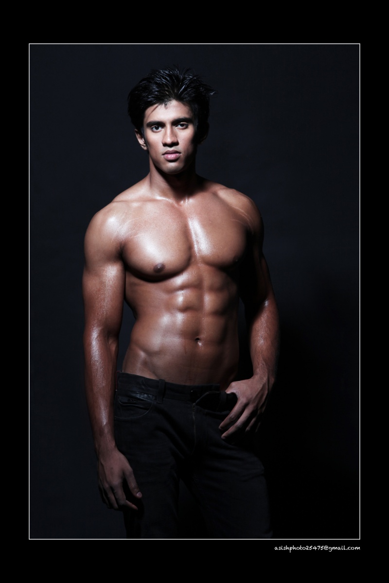 Male model photo shoot of Arnab Biswas