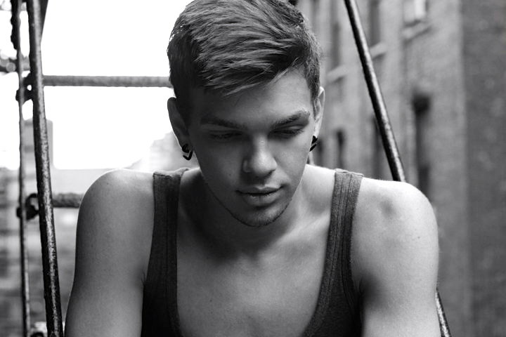 Male model photo shoot of Erick Von in New York.