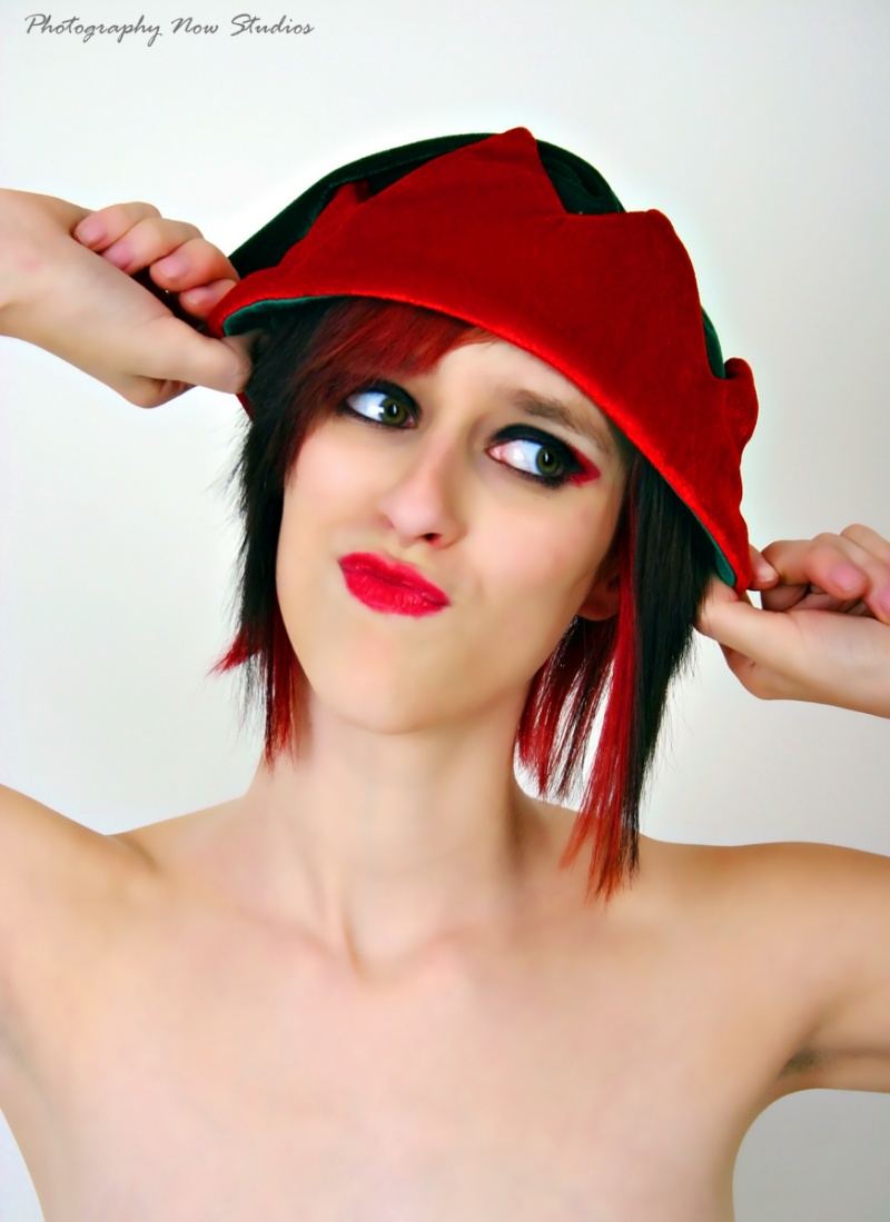 Female model photo shoot of RosettaLove by PhotographyNow