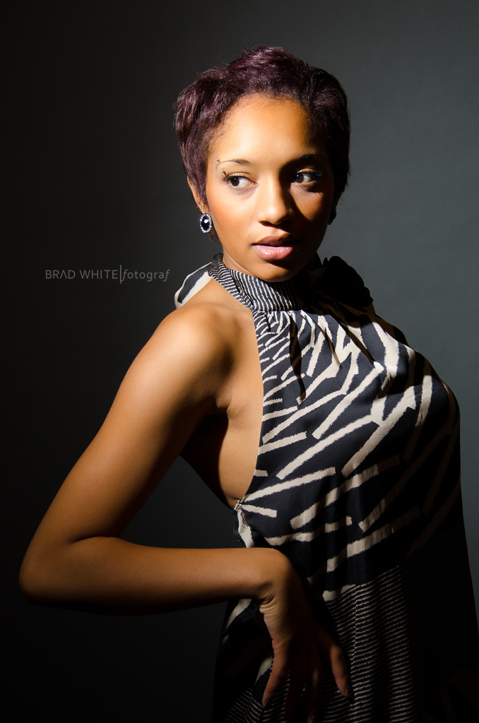 Female model photo shoot of akob by bw fotograf