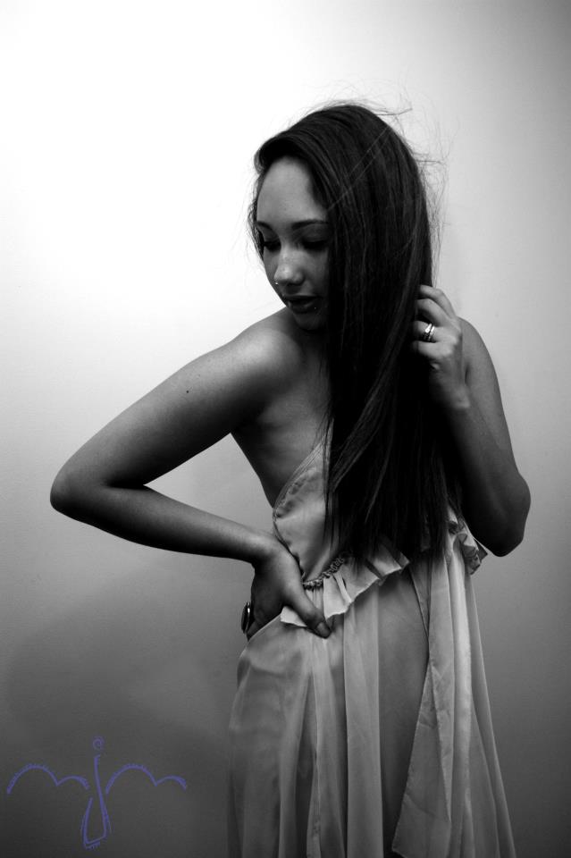 Female model photo shoot of Alyssa JC