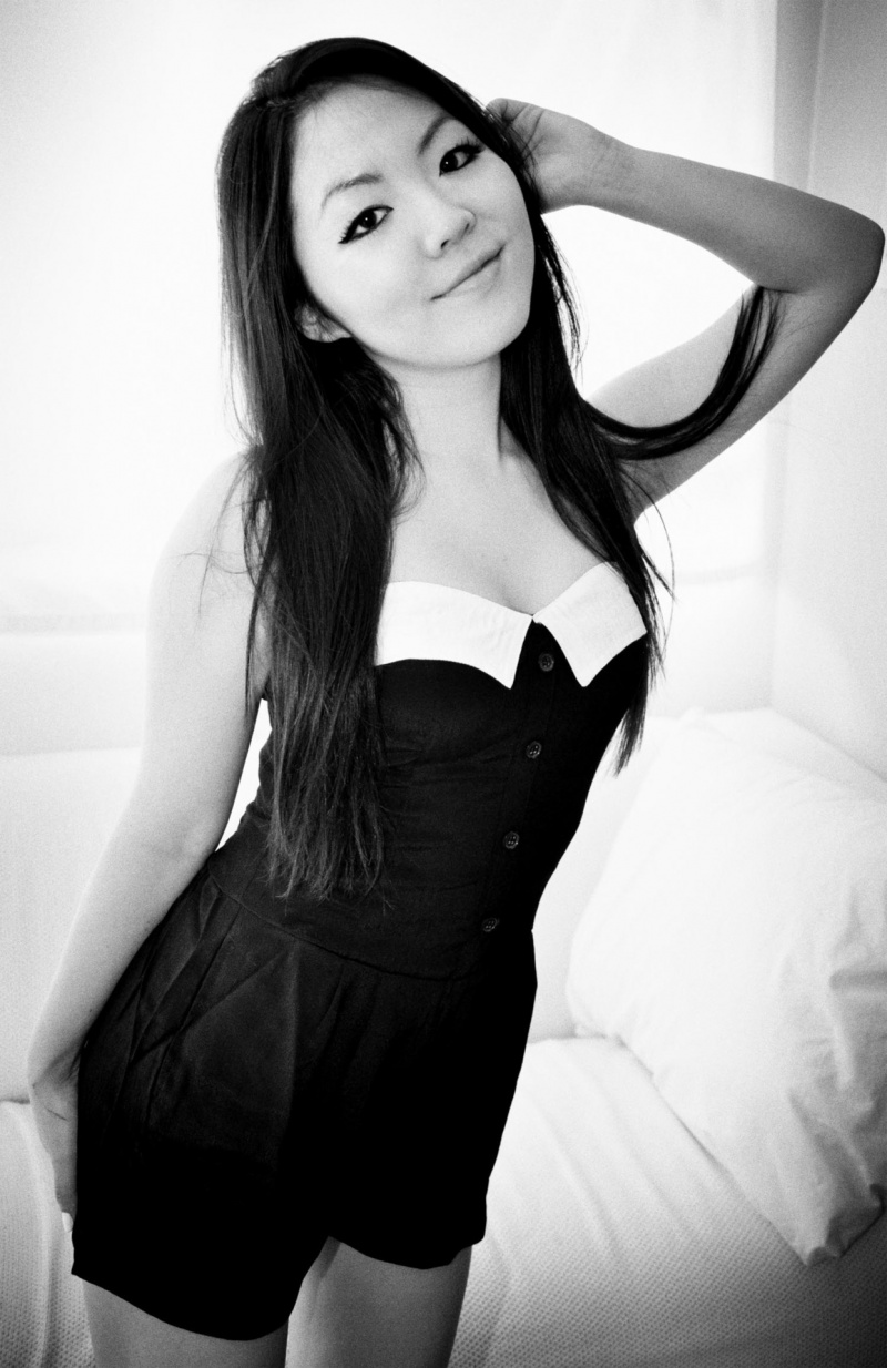 Female model photo shoot of Chelsea Su HIN Model