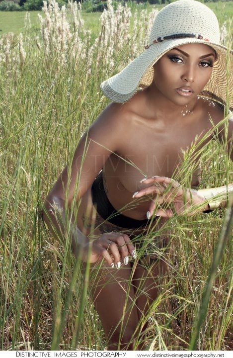 Female model photo shoot of Stoney Janay in miami,fl
