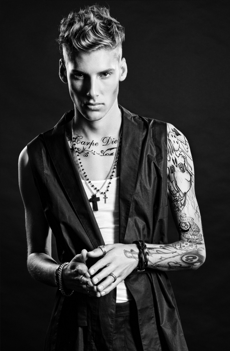 Male model photo shoot of MichaelDeVeer