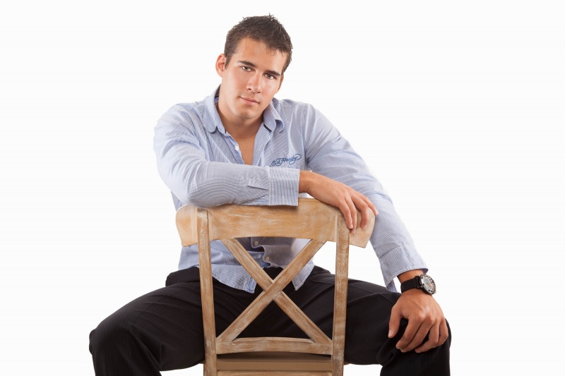 Male model photo shoot of Ricardo Davila