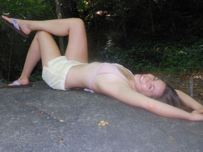 Female model photo shoot of Hannah Joy Shields in Falls Park