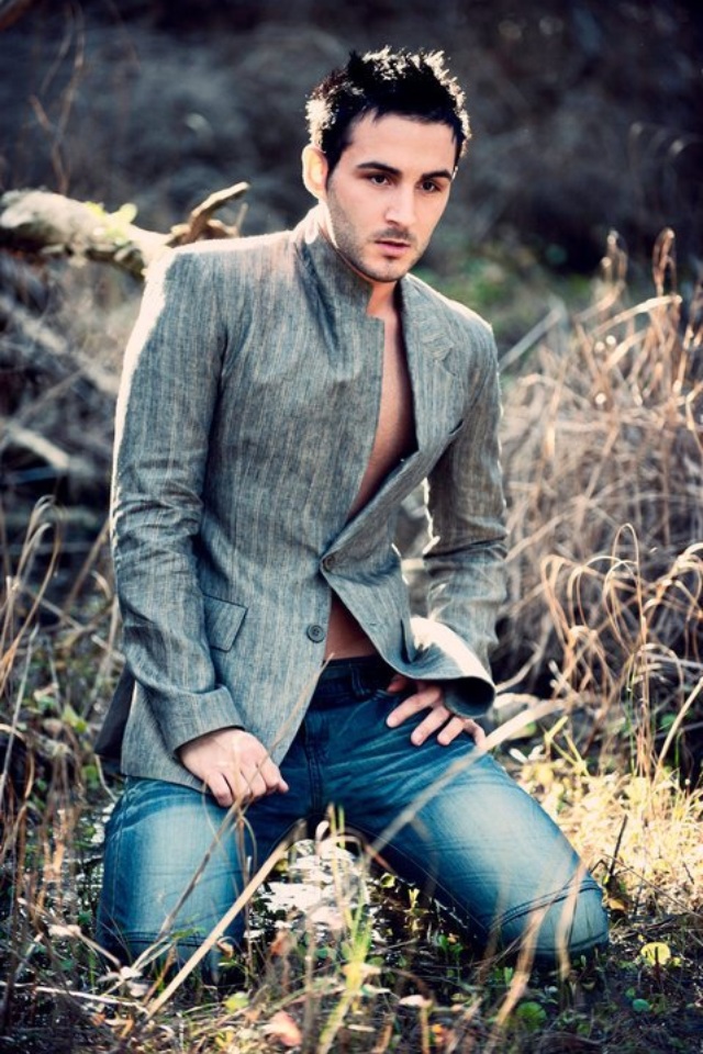 Male model photo shoot of Jarrod wilkins