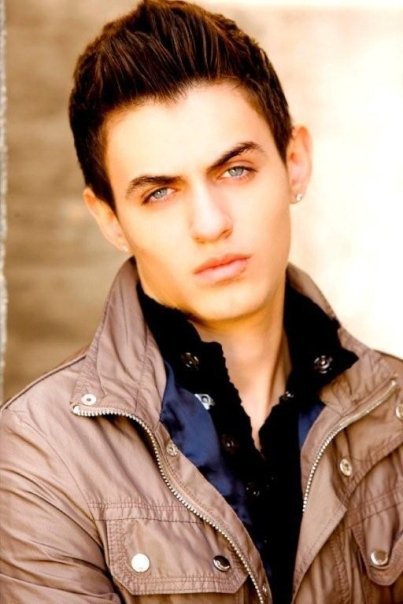 Male model photo shoot of Alexander Justin