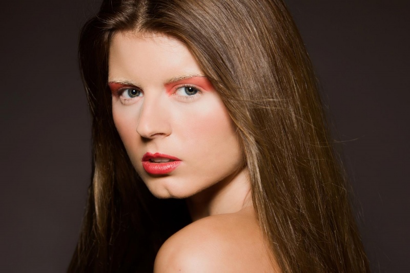 Female model photo shoot of LenaChernov