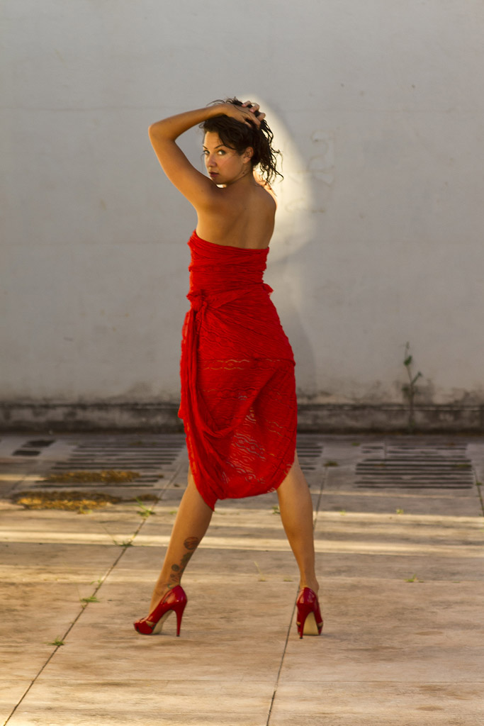 Female model photo shoot of Alexandra Bastet
