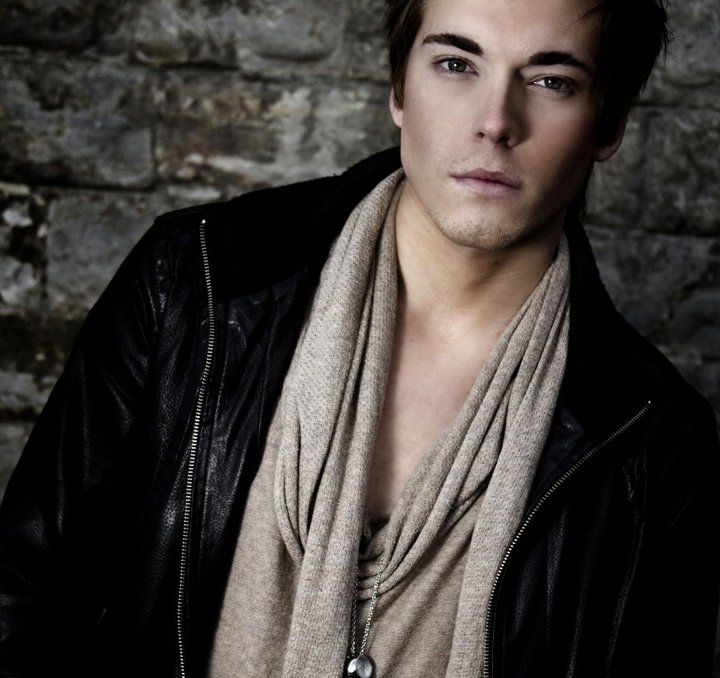 Male model photo shoot of Daniel Kristofersson