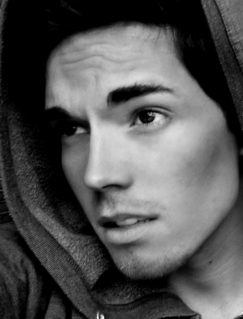 Male model photo shoot of Daniel Kristofersson