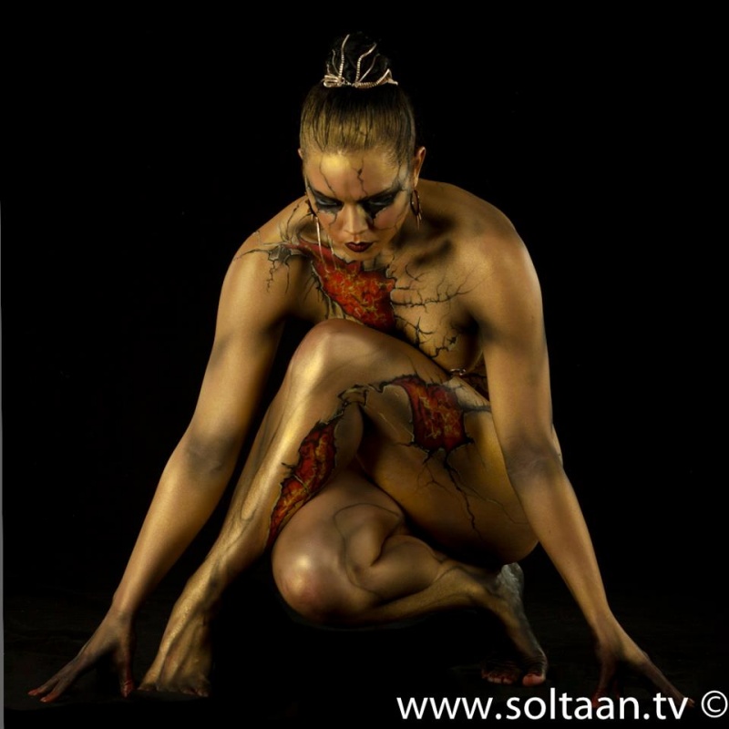 Male model photo shoot of soltaan