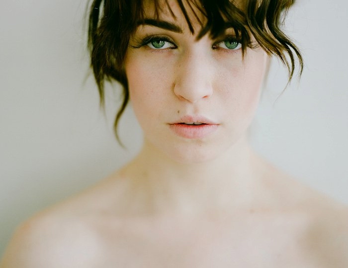 Female model photo shoot of Lynsey Elizabeth 