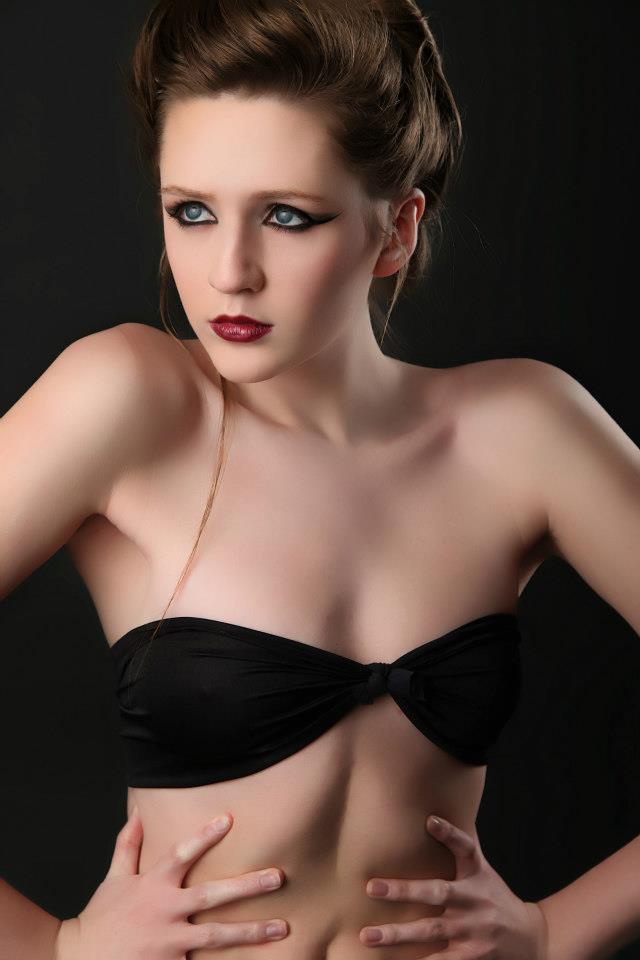 Female model photo shoot of Cheyanne Rose Birt by robert christopher, makeup by Nopety Nope Nope