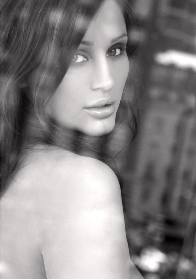 Female model photo shoot of Aneta Byczyk