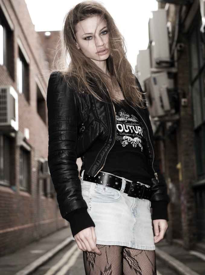 Female model photo shoot of J U L I A  in London